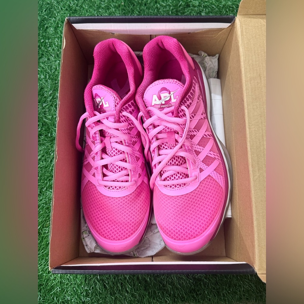 Athletic propulsion Labs(APL) Vision Low Pink Sneakers Size 10